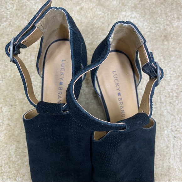 NWOB Luck Brand PeepToe Black Baxley Bootie 7.5 - Picture 2 of 8